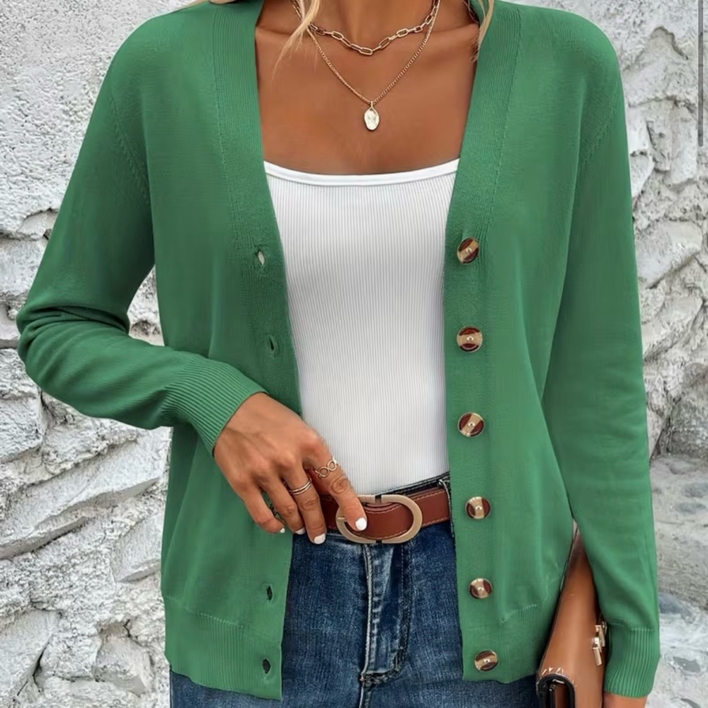 Elegant Green Button-Up Cardigan